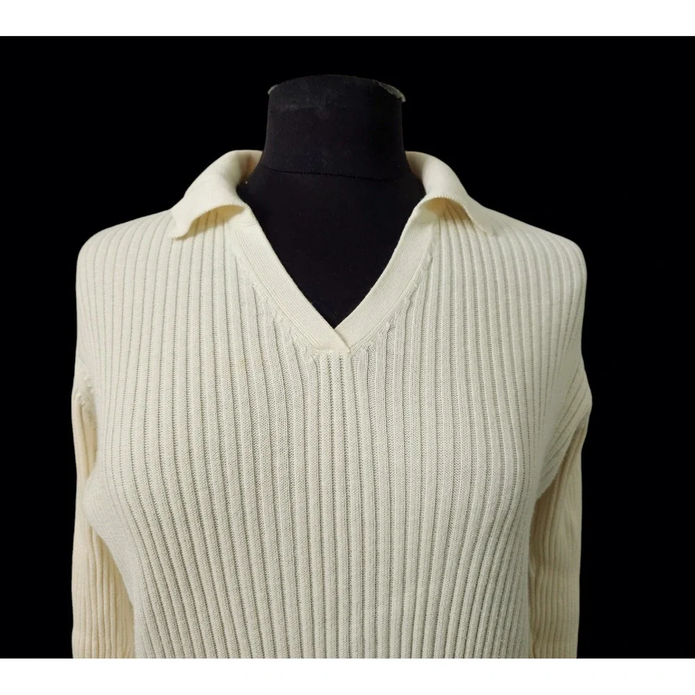Josephine Chaus Sport Women's‎ Ribbed Long Sleeve V-Neck Collared Sweater Size M